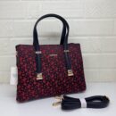 DKNY Handbag With a Generous Size - 5