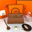 Hermès Handbag – Compact Elegance & Functional Design - 5