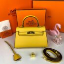 Hermès Handbag – Compact Elegance & Functional Design - 2