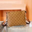 Louis Vuitton Good Quality Bag with Box, 26*20*7 cm | Replica Bag Online UAE - 54